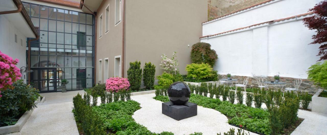 Hotel Maribor & Garden Rooms エクステリア 写真